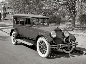 Peerless 7-Passenger Touring Phaeton '1924